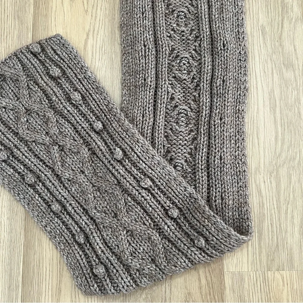 Seeberger Wool Blend Chunky Cable Knit Scarf